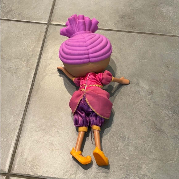 LalaLoopsy - Picture 4 of 4